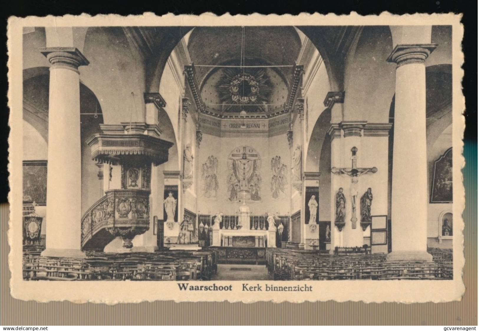 WAARSCHOOT     KERK BINNENZICHT