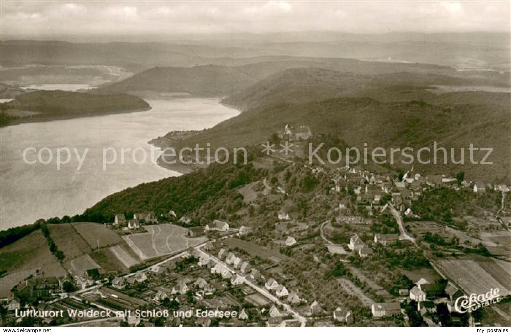 Waldeck Edersee mit Schloss und Edersee
