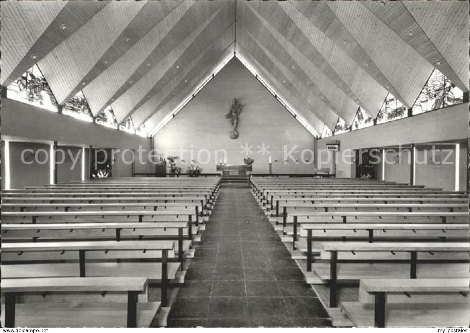Waldhoelzbach Losheim Kirche St. Medardus innen