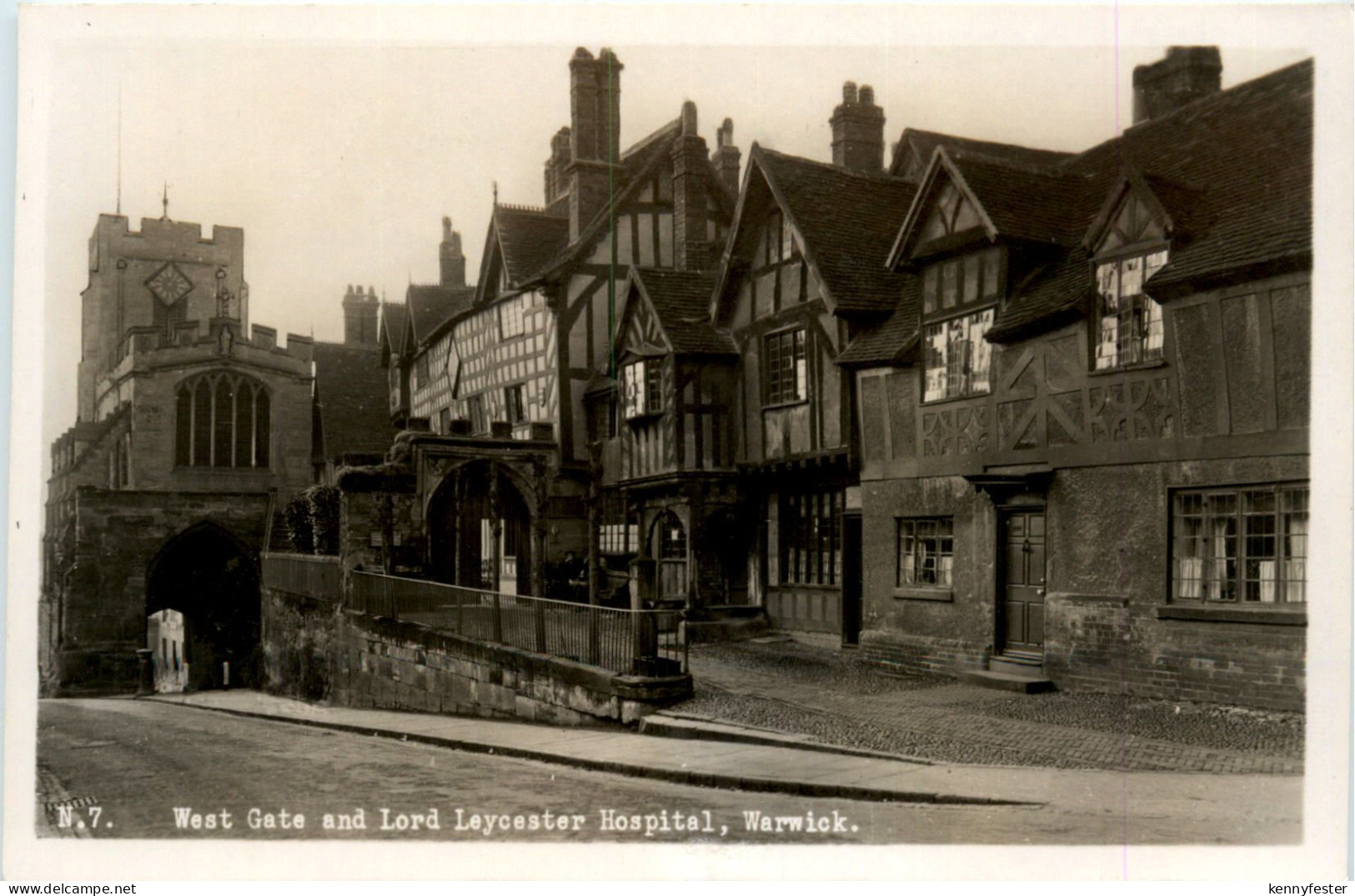 Warwick - West GatePot