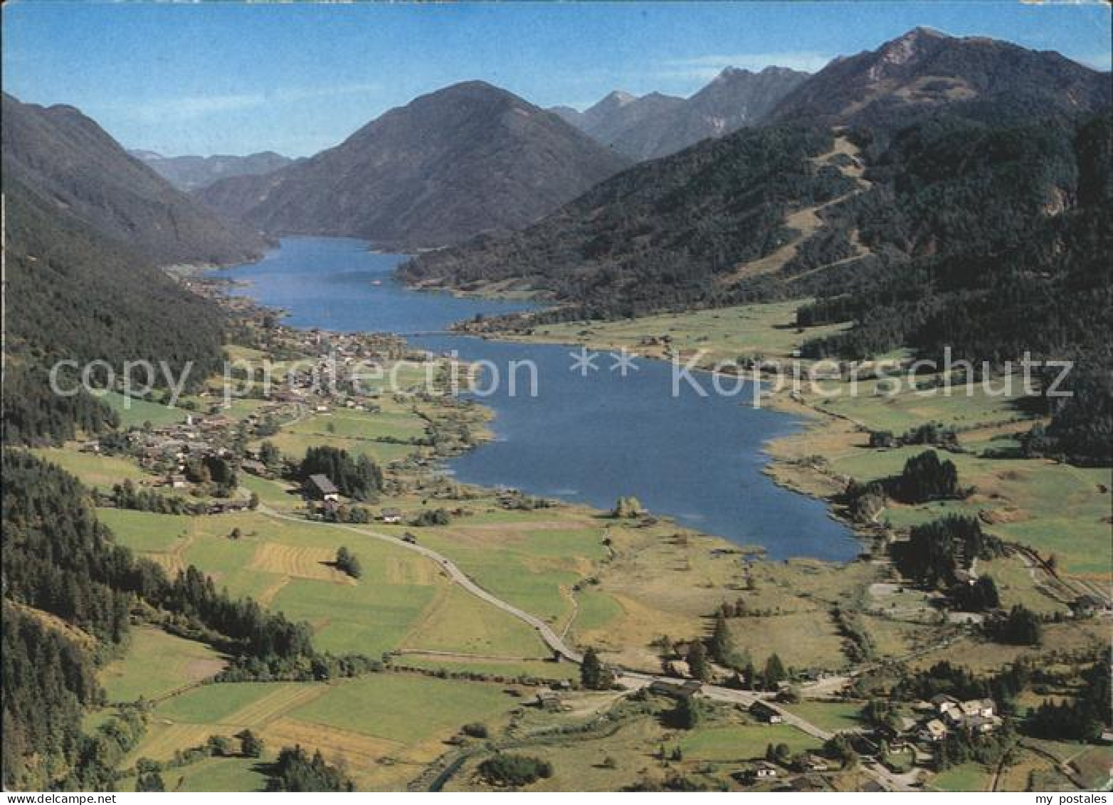 Weissensee Kaernten Fliegeraufnahme