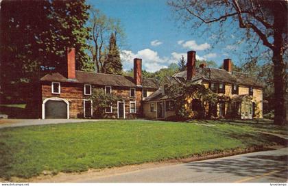 B021 US Bullethole House Concord Massachusetts vintage postcard