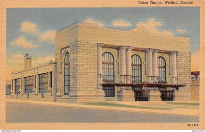 B184 US Kansas Union Station Wichita vintage postcard