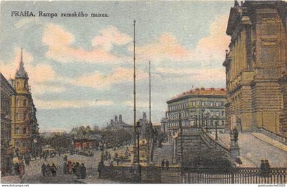 BG34213 praha prag rampa zemskeho musea czech