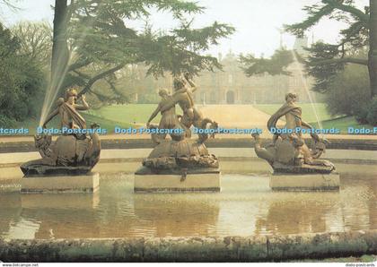D124274 Buckinghamshire Waddesdon Manor Lund Humphries