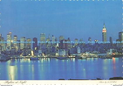 D208885 Manhattan Skyline at Night Manhattan Post Card Dexter Press