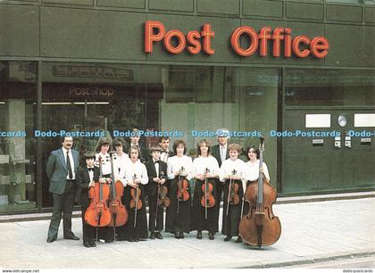 D252506 Belfast City of Belfast Youth Orchestra at Castle Place Post Office Post