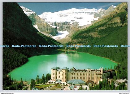 D324572 Lake Louise and Mt. Victoria. Chateau Lake. Scott Rowed. Altitude Publis
