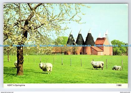 D336100 Kent. In Springtime. Bennett. Lenham. Kent. U. K