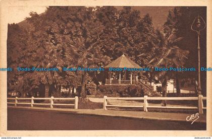 R084046 Eaux Bonnes. Le Jardin Darralde. Midi Pyrenees