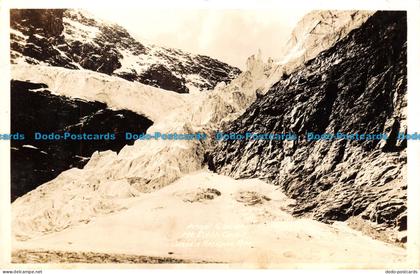 R141882 Angel Glacier. Mt. Edith Cavell. Jasper National Park