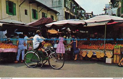R660941 Singapore. Fruits Stall in Chinatown. S. W. Singapore