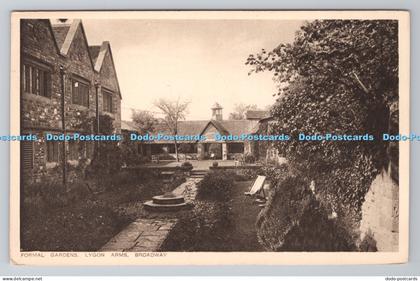 R804109 Broadway Formal Gardens Lygon Arms Russell The Lygon Series