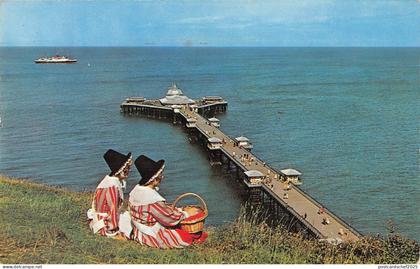 uk8179 caernarvonshire llandudno wales uk costume folklore