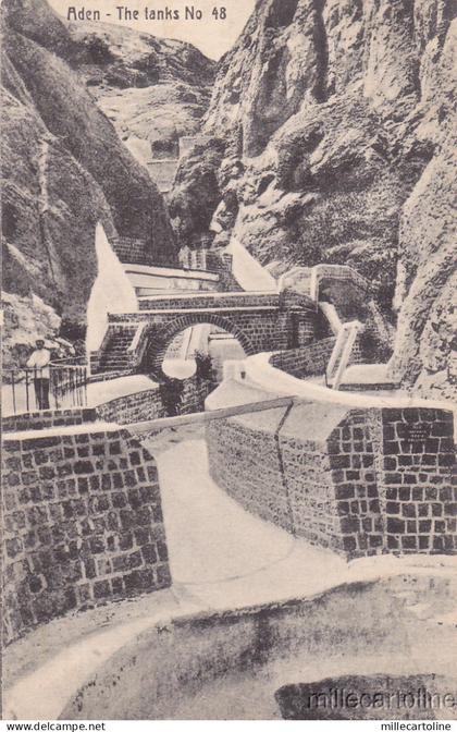 * YEMEN - Aden - The tanks