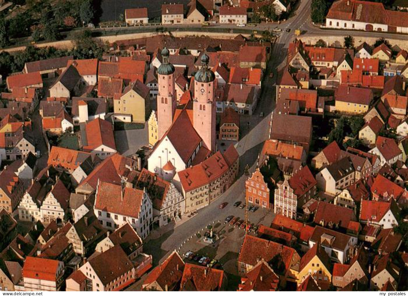 Wemding Bayern Fliegeraufnahme mit Kirche und Marktplatz
