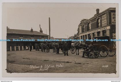 C033864 Ascot Railway Station and Station Hotel Berkshire RP