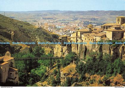 D140007 595 Cuenca San Paul Bridge with hanging houses in rear Ediciones Paris J