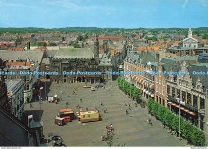 D180163 Haarlem. Holland. Groote Markt in Haarlem met het Fraaie Stadhuis dat Oo