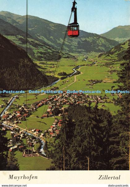 D196223 Zillertal Mayrhofen Tirol Ahornbahn mit Blick ins Zillertal Hans Hruschk