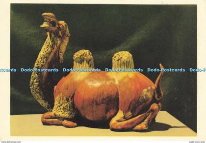 D204353 Camel statue