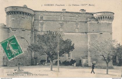 PC54558 Gordes. Le Chateau. J. Brun. No 5