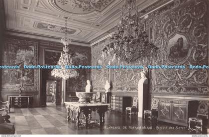 R373893 18 Palais de Fontainebleau Galerie des Fastes Electrophot Paris