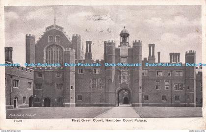 R719378 Hampton Court Palace First Green Court G P