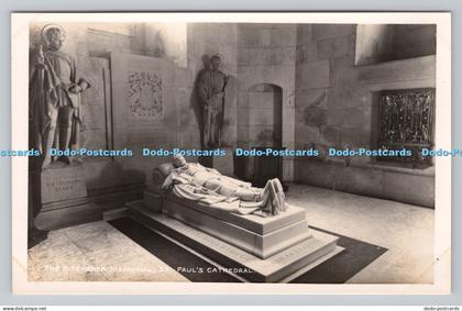 R807585 St. Paul Cathedral. The Kitchener Memorial