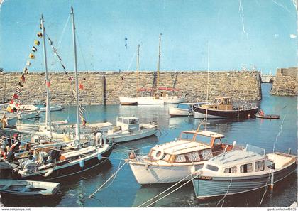 uk5731 braye harbour alderney   uk