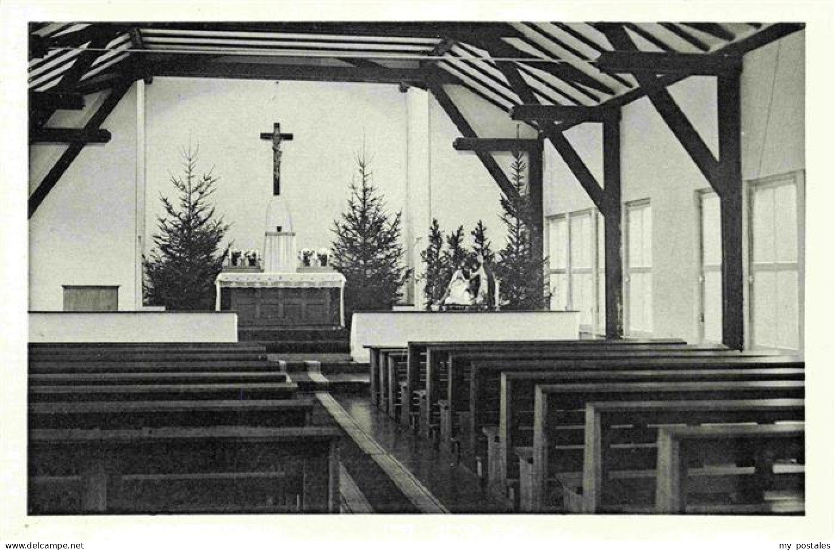 Wesseling NRW St. Marienkirche Innenansicht Altar