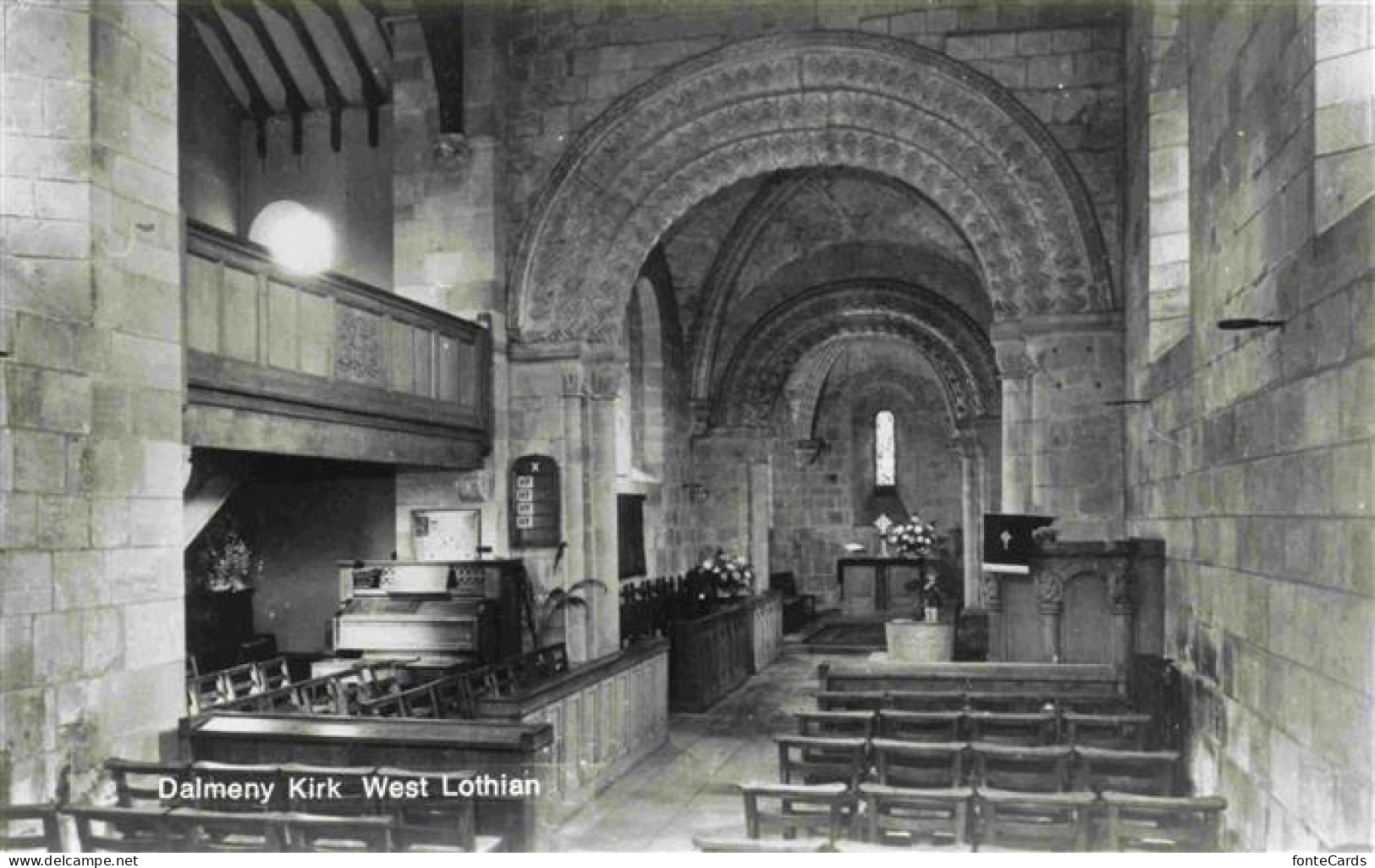West Lothian Dalmeny Kirk Kirche Innenansicht