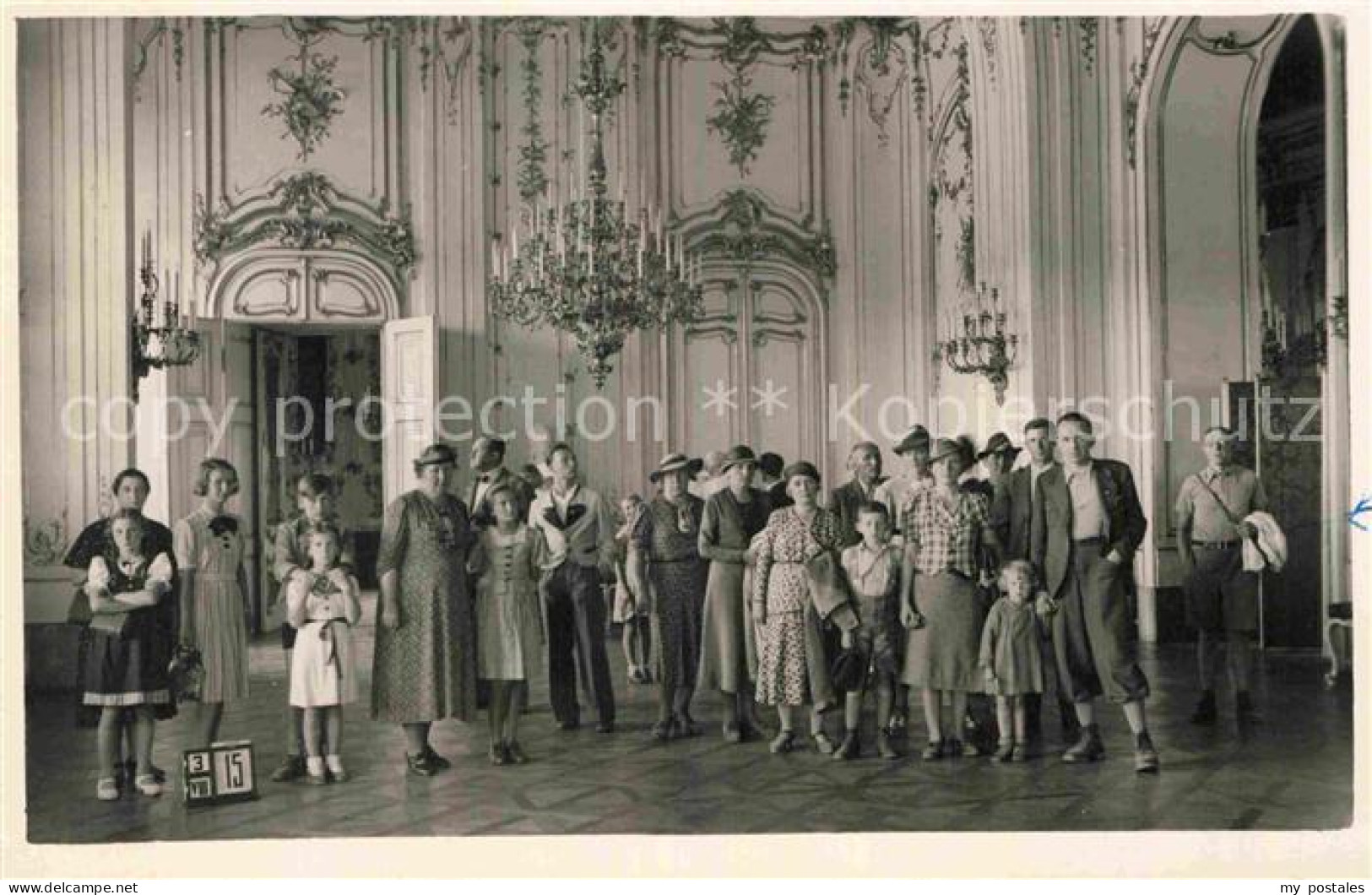 Wien Schloss Schoenbrunn Gruppenfoto