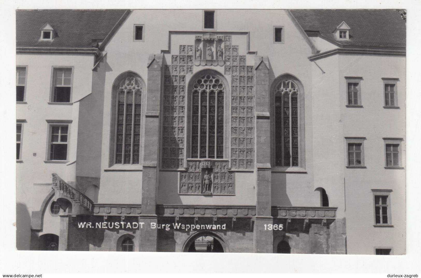 Wiener Neustadt Burg Wappenwand old postcards posted 1960 b250204