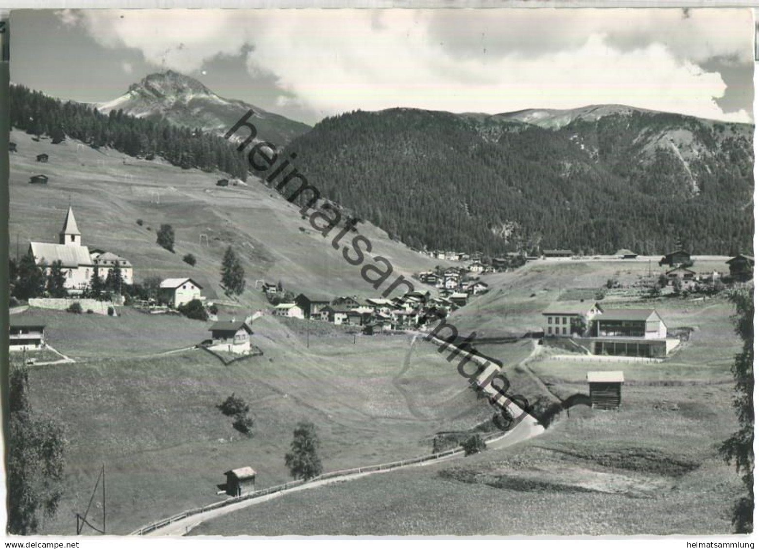 Wiesen gegen das Valbellahorn - Verlag Otto Furter Davos-Platz