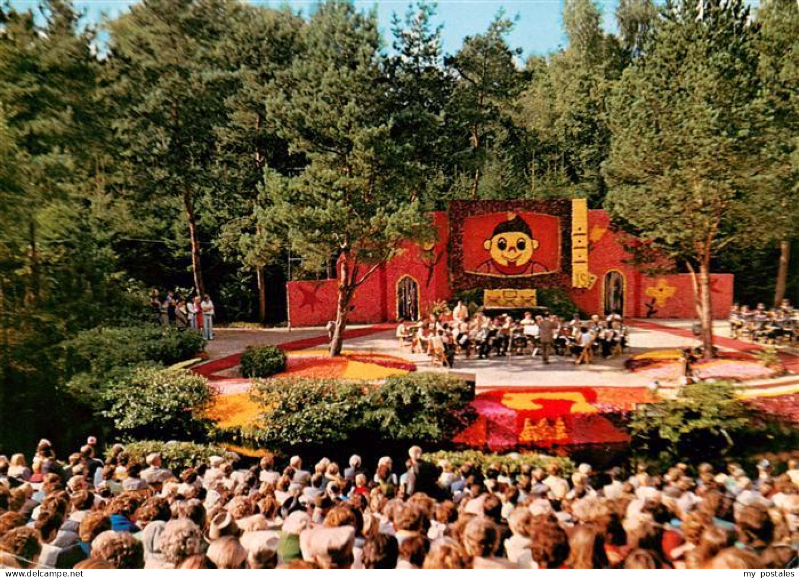 Wiesmoor Aurich Niedersachsen Bluetenfest auf der Freilichtbuehne