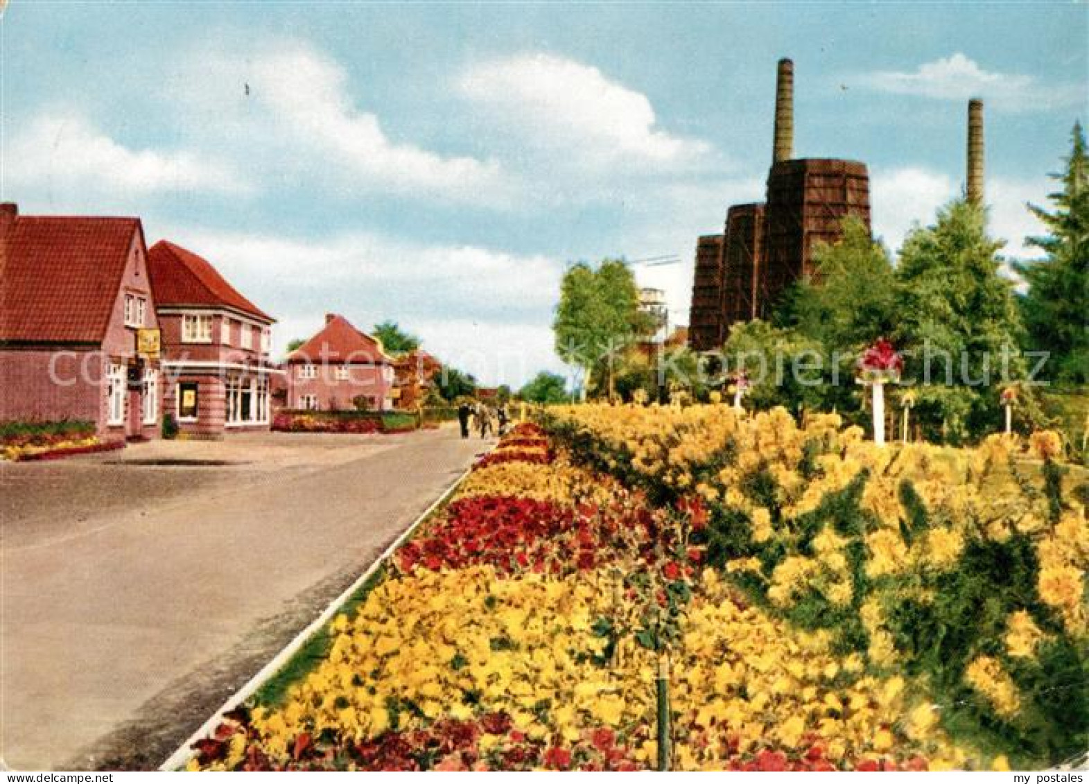 Wiesmoor Aurich Niedersachsen Blumenschmuck Torhaus
