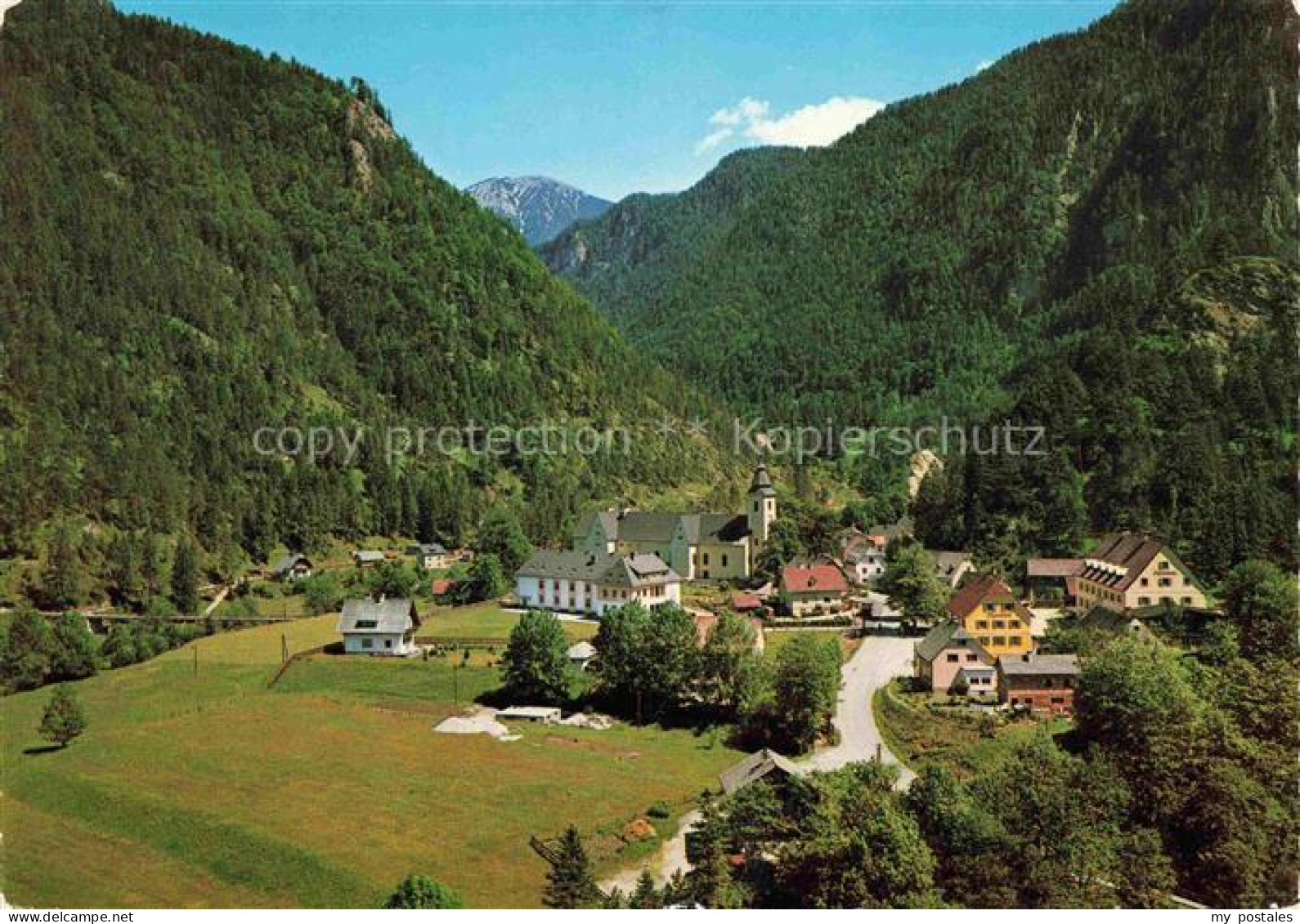 Wildalpen Steiermark AT Wildalpen Riegerin Hochschwab Bergdorf Kirche Talkessel