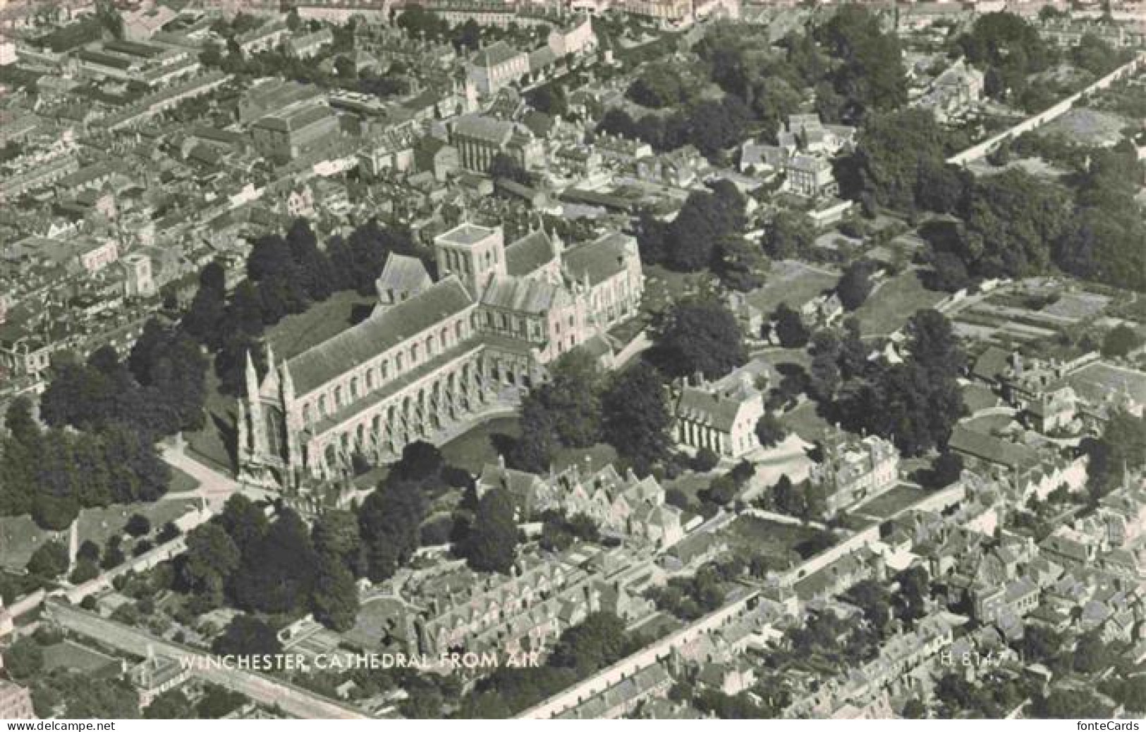 Winchester  Hampshire UK Luftaufnahme Winchester-Cathedral Kathedrale Stadtansic