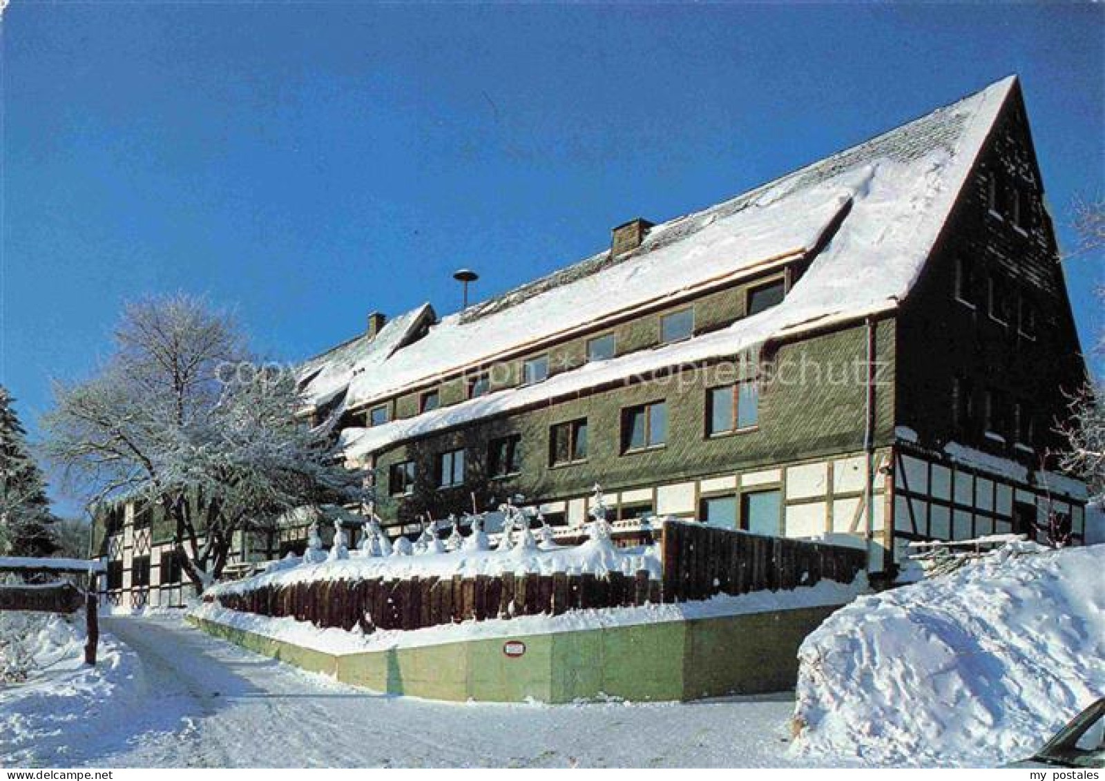 Winterberg  Hochsauerland NRW Jugendherberge Winterberg-Neuastenberg im Winter