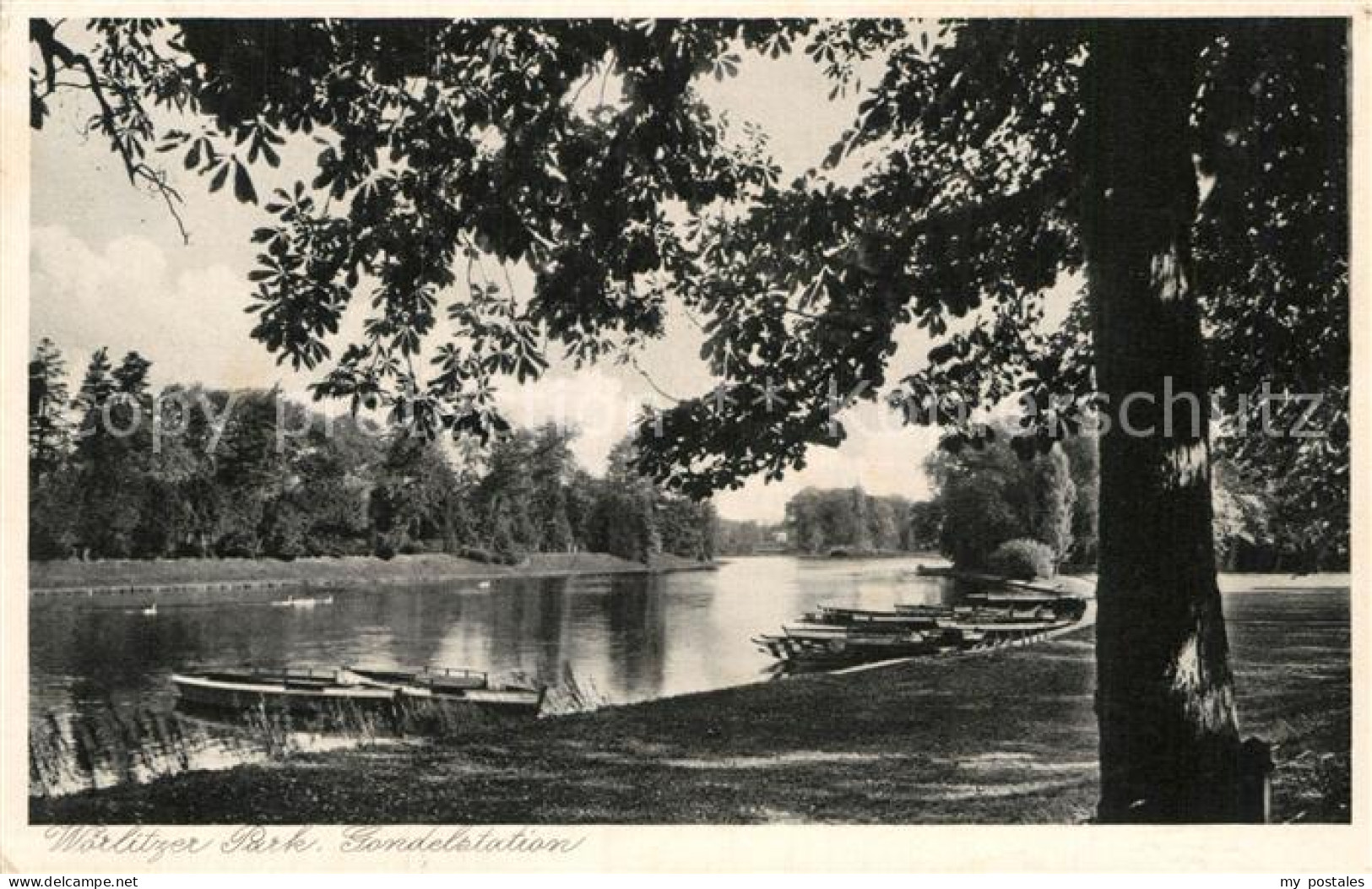Woerlitz Gondelstation im Park