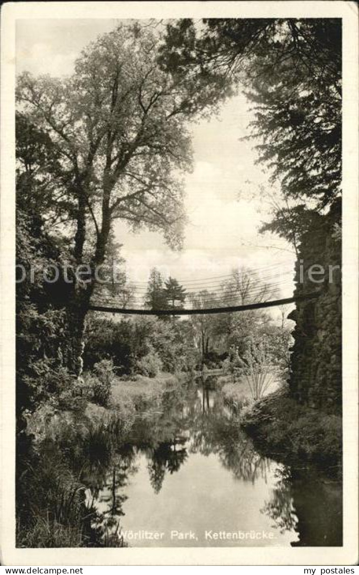 Woerlitz Sachsen-Anhalt Park Kettenbruecke