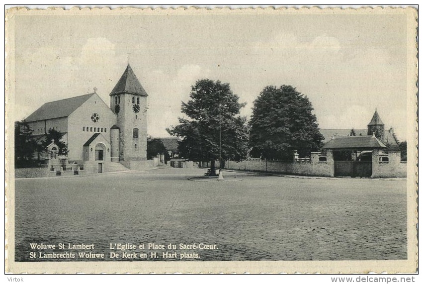 Woluwe St. Lambert :  L'église et place du sacré coeur  ( ecrit avec timbre )