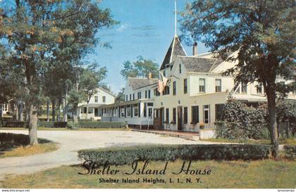 B021 US 1972 Shelter Island House New York Long Island vintage postcard