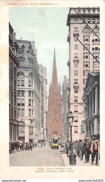 br104594 wall street and trinity church  new york usa