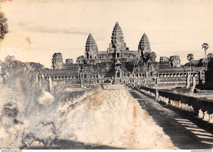 BR10630 Cambodia Cambogia Angkor Vat Facade Quest