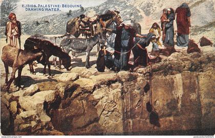 br106511 palestine bedouins drawing water Palestina
