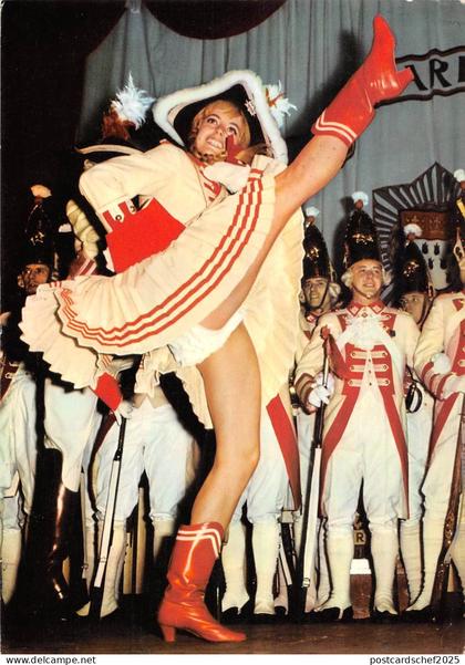 BR87943 karneval in koln dance mariechentanz der prinzengarde