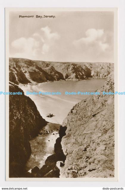 C015176 Jersey. Plemont Bay. RP