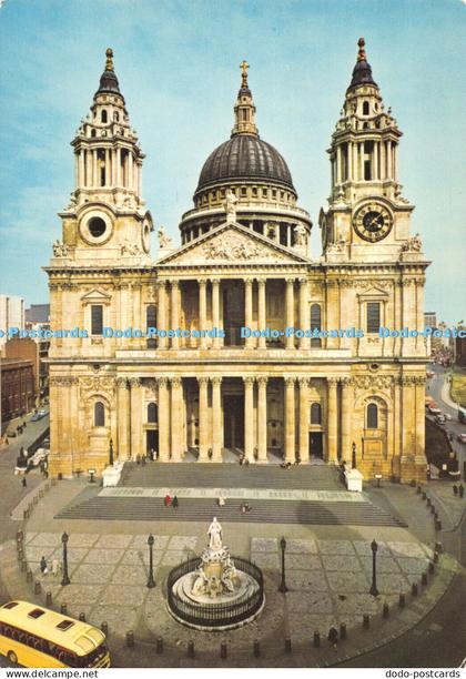 D004760 St. Pauls Cathedral. London. Charles Skilton